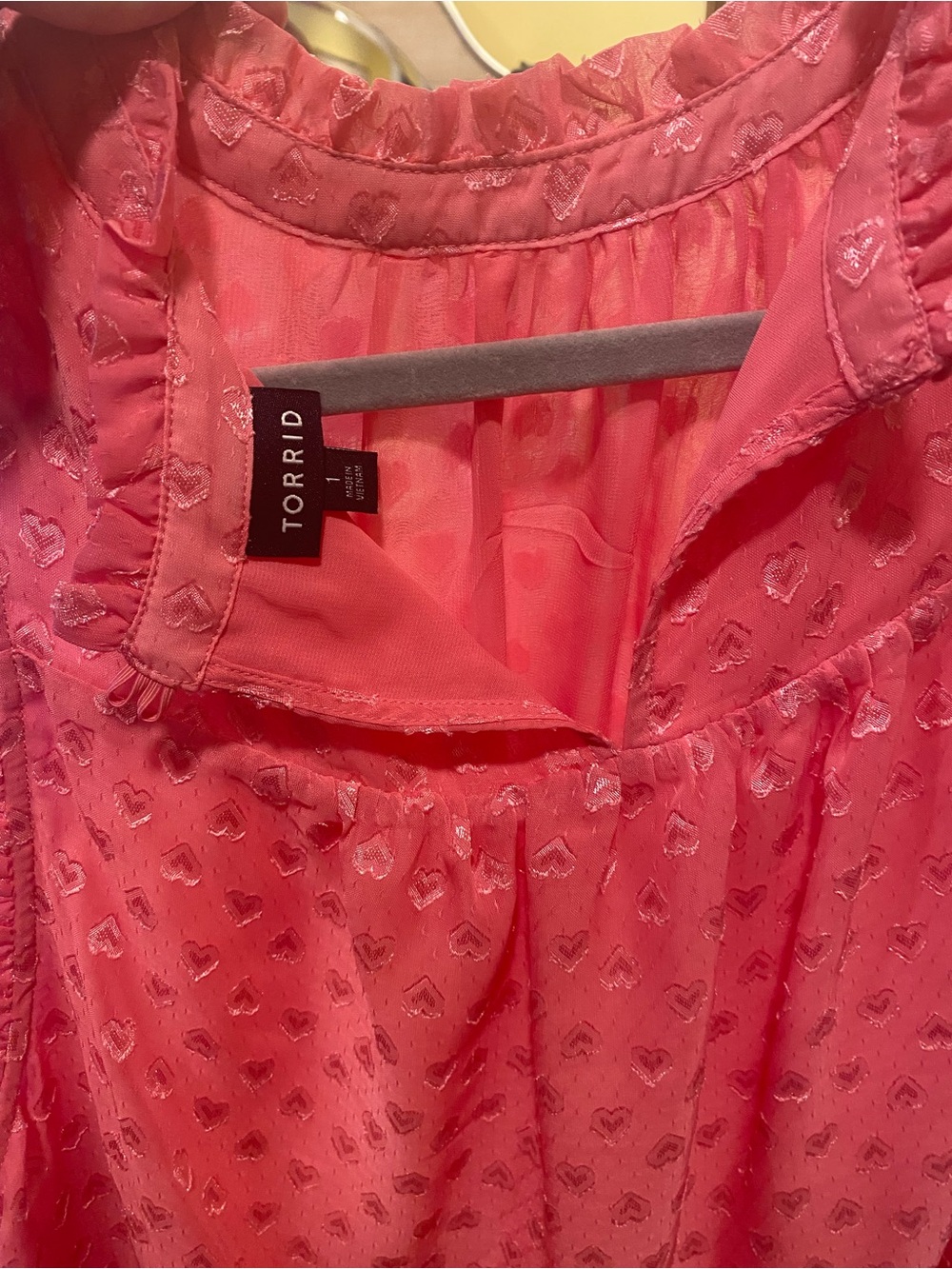 torrid Coral Pink Sleeveless Heart-Print Ruffle Blouse - Picture 5 of 5